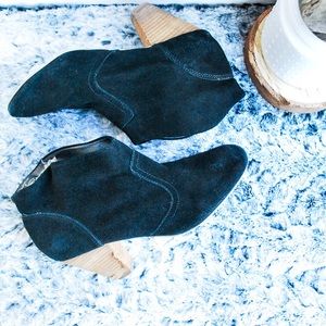 P-Philip Steve Madden Faux Suede Boots Size 8 (K8)